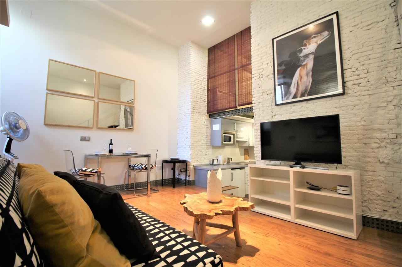 Duplex Ronda Atocha Leilighet Madrid Eksteriør bilde