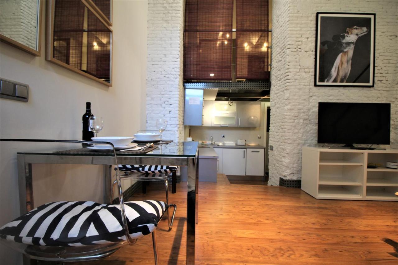 Duplex Ronda Atocha Leilighet Madrid Eksteriør bilde